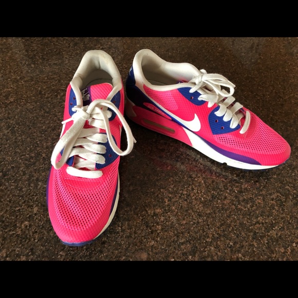 nike air max hyperfuse pink
